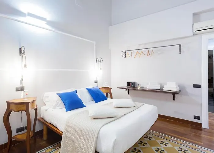 Palazzo Del Duca Piazza Navona Campo dei Fiori Piazza del Fico Guest House Affittacamere 3*