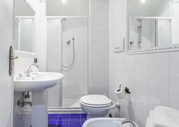 Palazzo Del Duca Piazza Navona Campo dei Fiori Piazza del Fico Guest House Affittacamere 3*