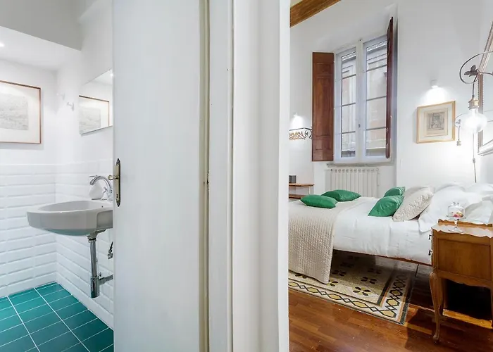 Palazzo Del Duca Piazza Navona Campo dei Fiori Piazza del Fico Guest House Affittacamere 3*
