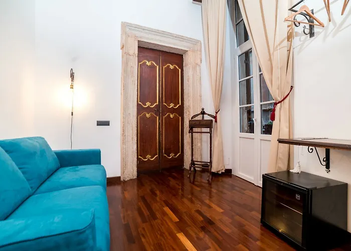 Palazzo Del Duca Piazza Navona Campo dei Fiori Piazza del Fico Guest House